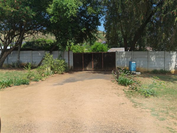 4 Bedroom House 4 Bedroom House