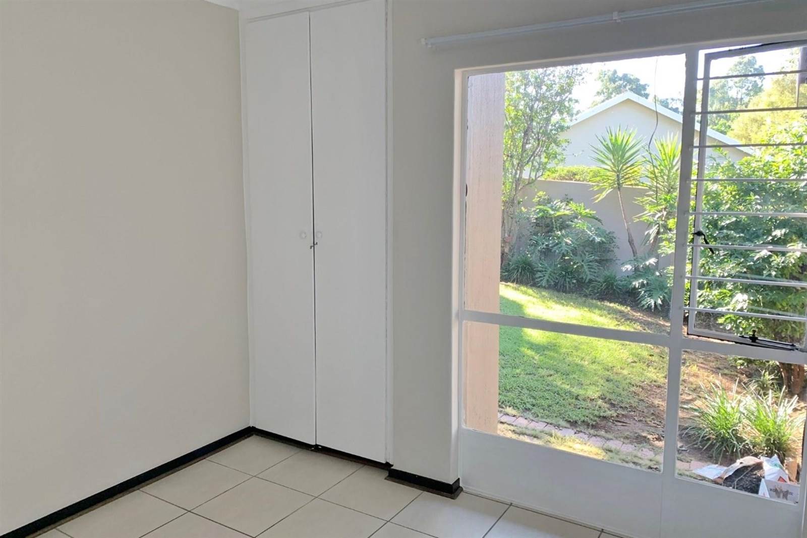 3 Bed Townhouse in Bryanston photo number 19