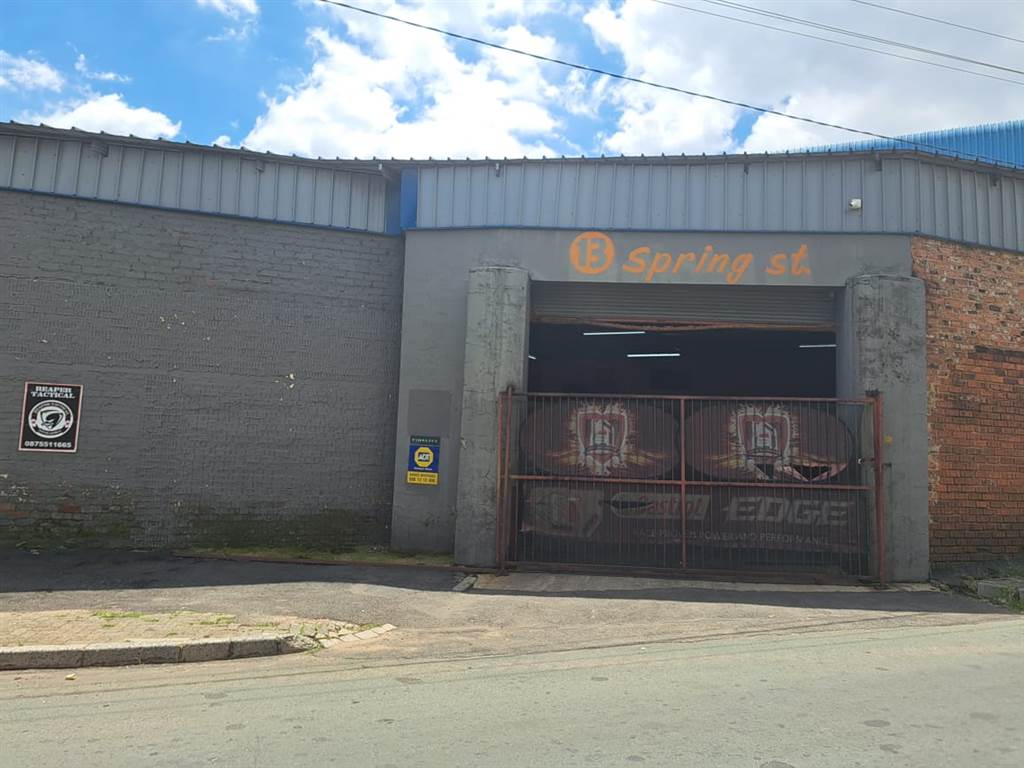 606  m² Industrial space in Lenasia photo number 1