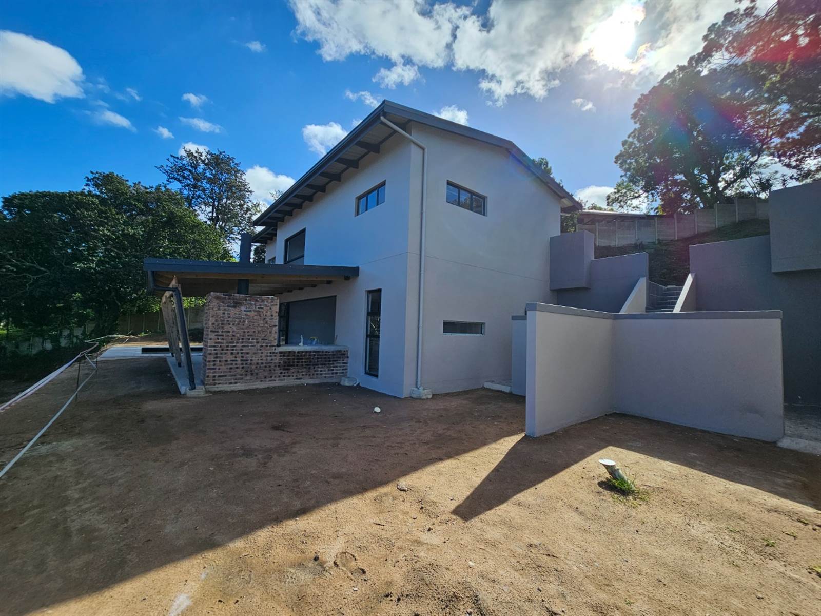 3 Bed Townhouse in Kloof photo number 8