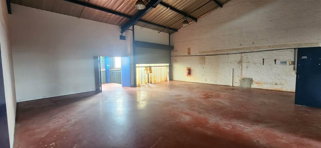 2581  m² Industrial space in Isando photo number 15