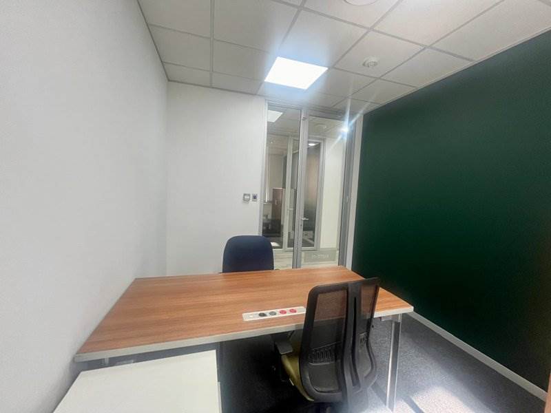 20  m² Office Space in Sandown photo number 15