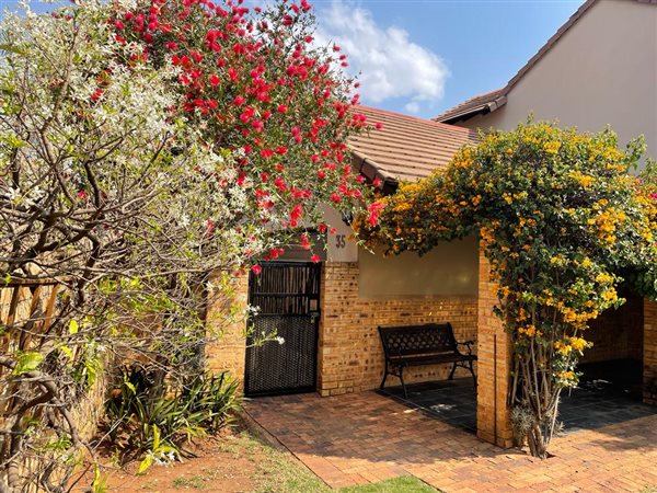 1 Bed Garden Cottage in Krugersdorp Central