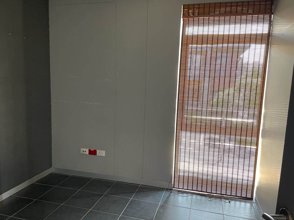 214  m² Commercial space in Vorna Valley photo number 26