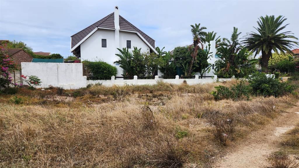 856 m² Land available in Jeffreys Bay photo number 3