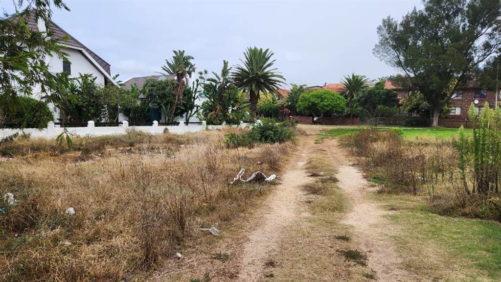 856 m² Land available in Jeffreys Bay photo number 5
