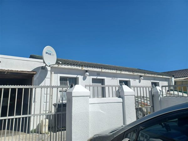 3 Bed House in Sea Winds