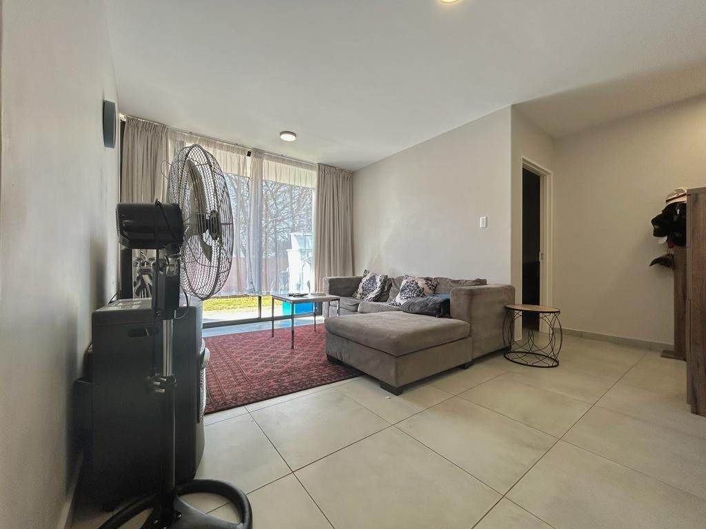 3 Bed Apartment in Lombardy Estate photo number 7