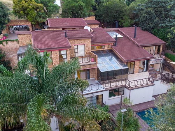 6 Bed House in Constantia Kloof