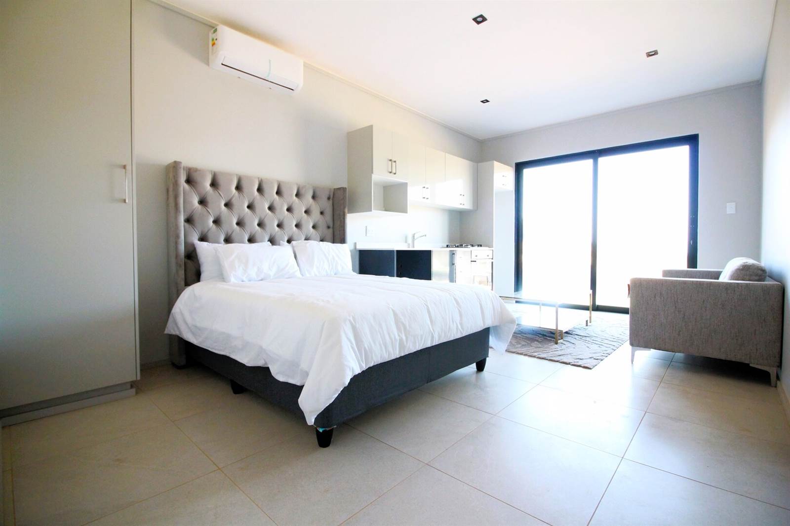 1 Bed Apartment in Zimbali Lakes Resort photo number 3