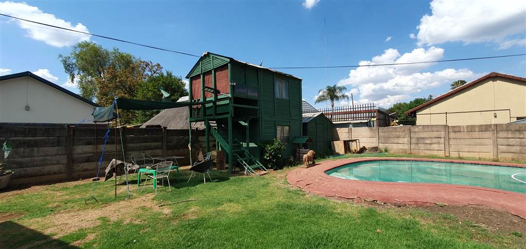 3 Bed House in Booysens photo number 14