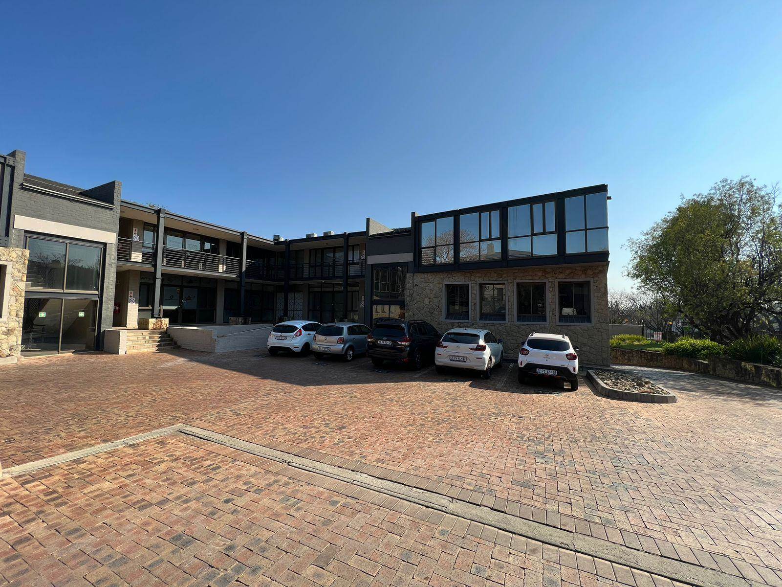 229  m² Commercial space in Rivonia photo number 1