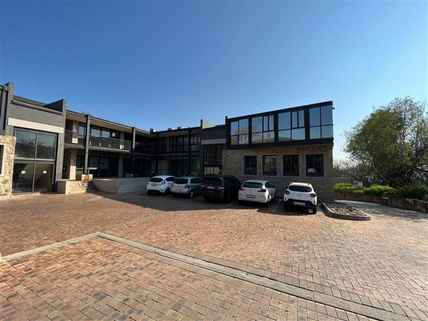 229  m² Commercial space in Rivonia