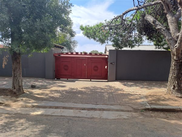 10 Bedroom House 10 Bedroom House