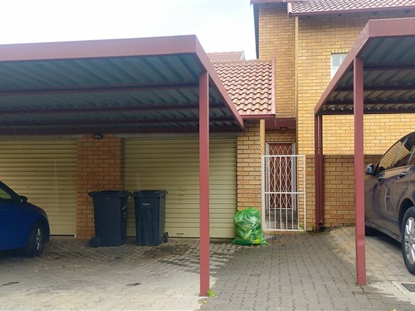 2 Bedroom Duplex 2 Bedroom Duplex