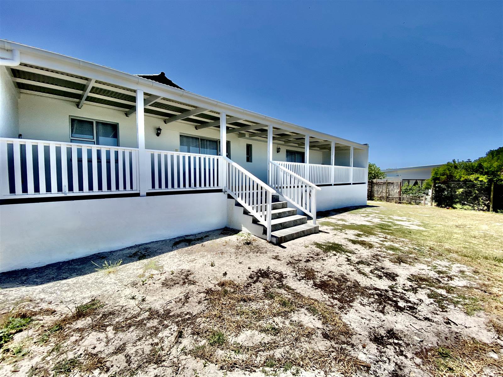 2 Bed House in Pearly Beach photo number 4