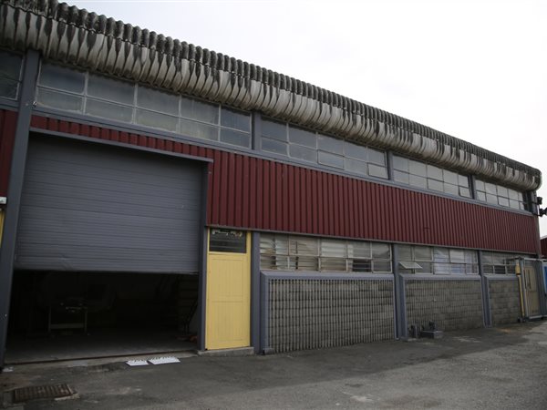 400  m² Industrial space