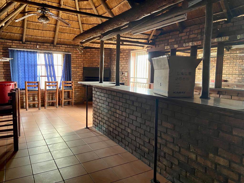 1578  m² Commercial space in Witbank Central photo number 21