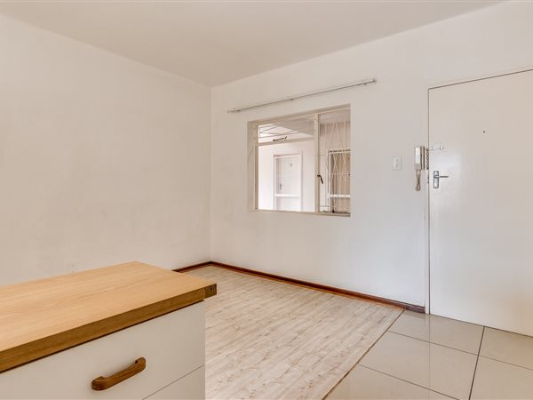 1 Bed Apartment