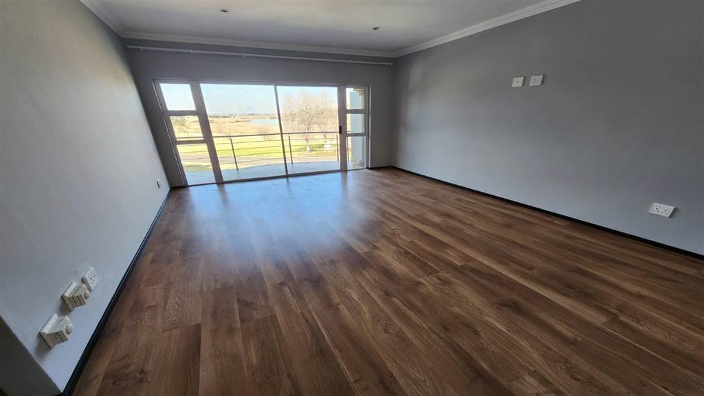 4 Bed House in Ebotse Estate photo number 13