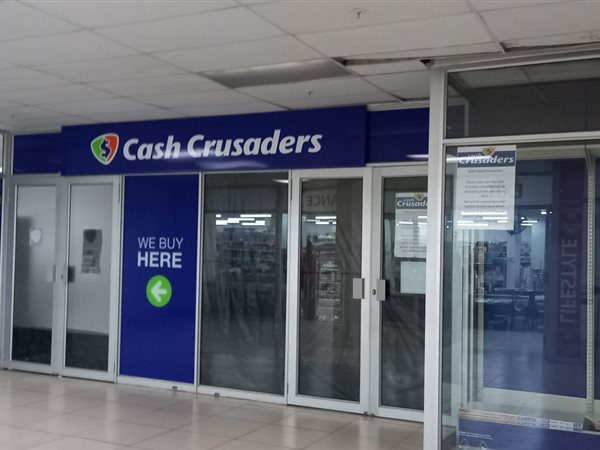 583 m² Retail Space 583 m² Retail Space