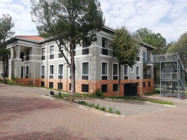 208.050003051758  m² Commercial space in Woodmead