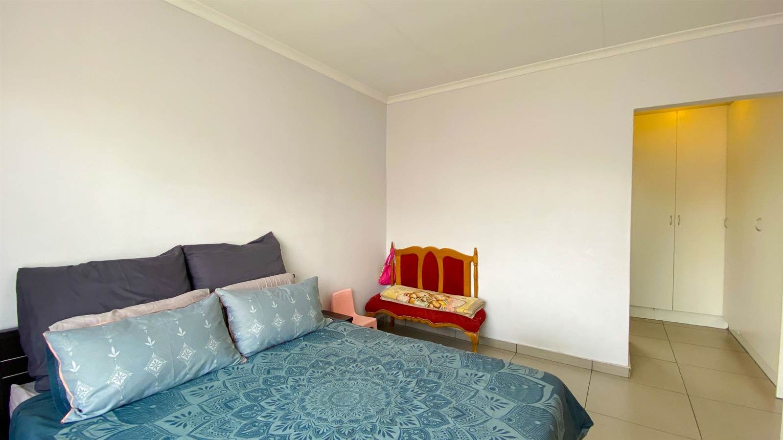 3 Bed Townhouse in Greenstone Hill photo number 23
