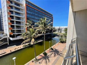 2 Bed Apartment in Point Waterfront