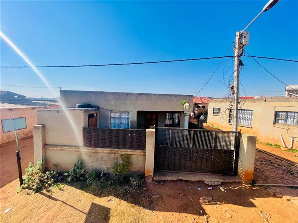 2 Bedroom House 2 Bedroom House