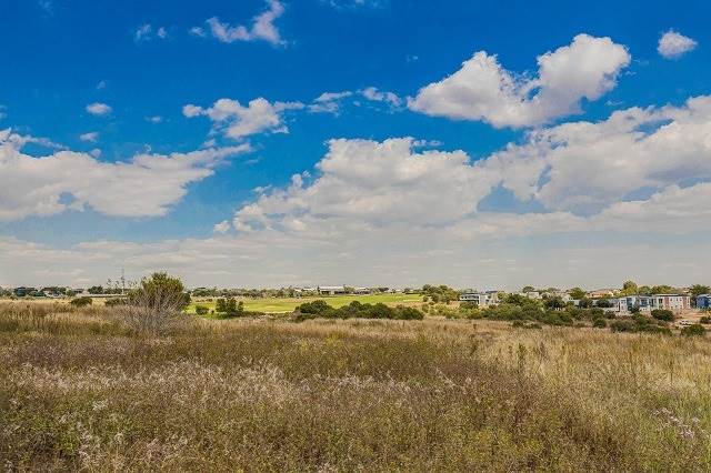 1207 m² Land available in Copperleaf photo number 9