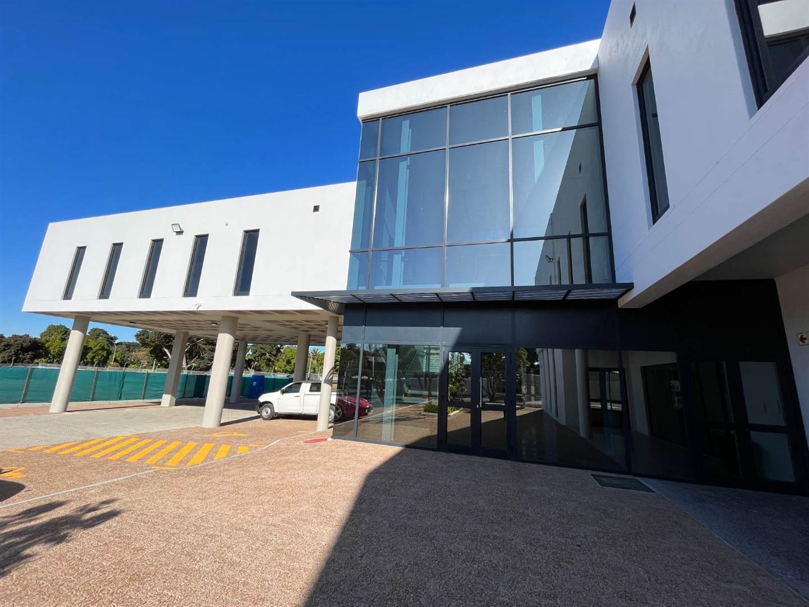 104  m² Office Space in Durbanville photo number 11