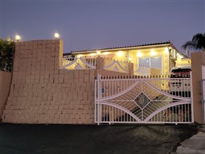 5 Bed House in Bayview