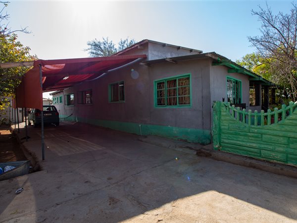 3 Bedroom House 3 Bedroom House