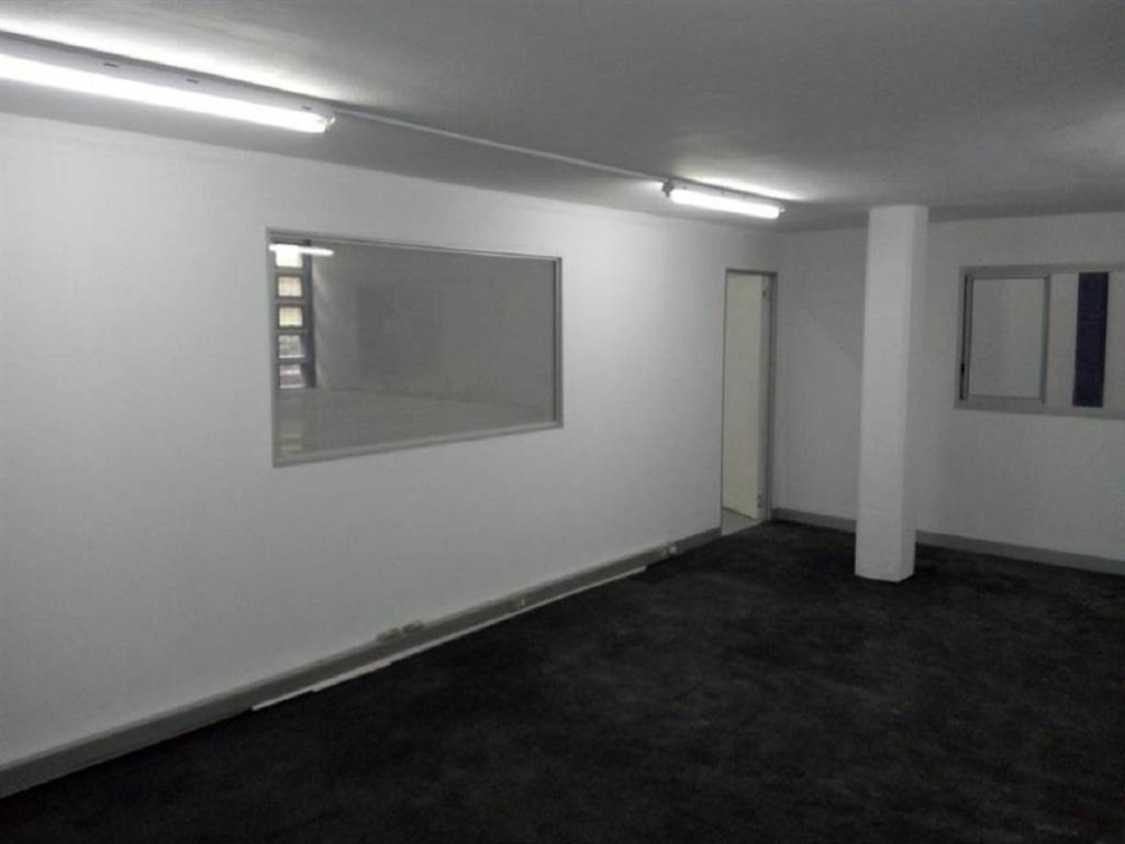 765  m² Commercial space in New Germany photo number 10
