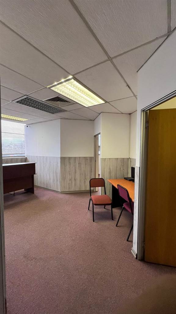 109  m² Commercial space in Durban CBD photo number 6