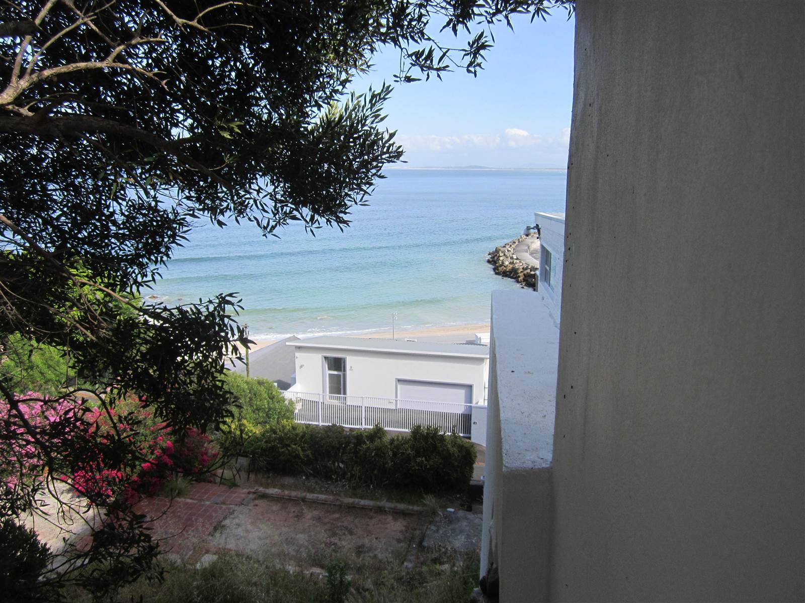 446 m² Land available in Gordons Bay Central photo number 9