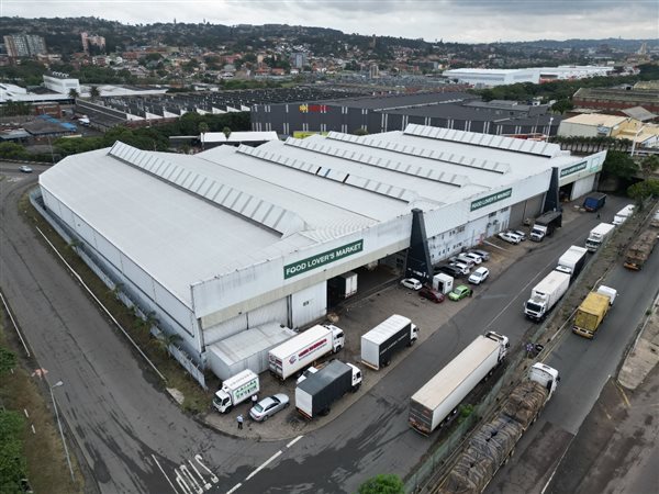 9421  m² Industrial space in Jacobs