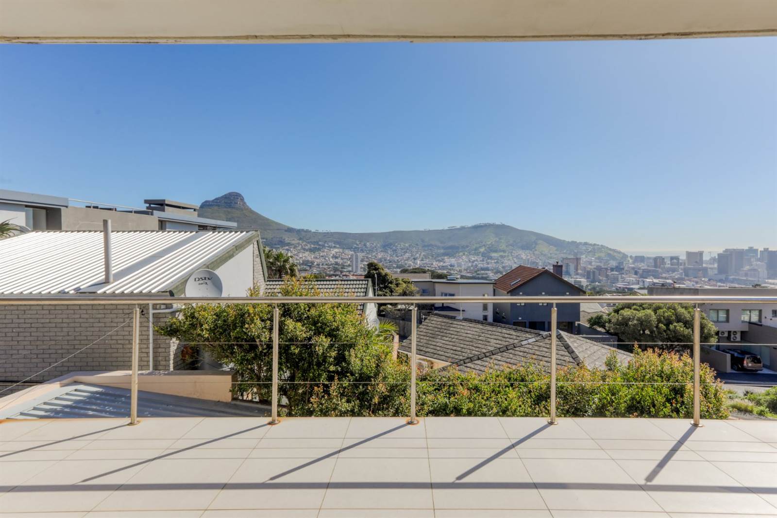 3.5 Bed House in Vredehoek photo number 18