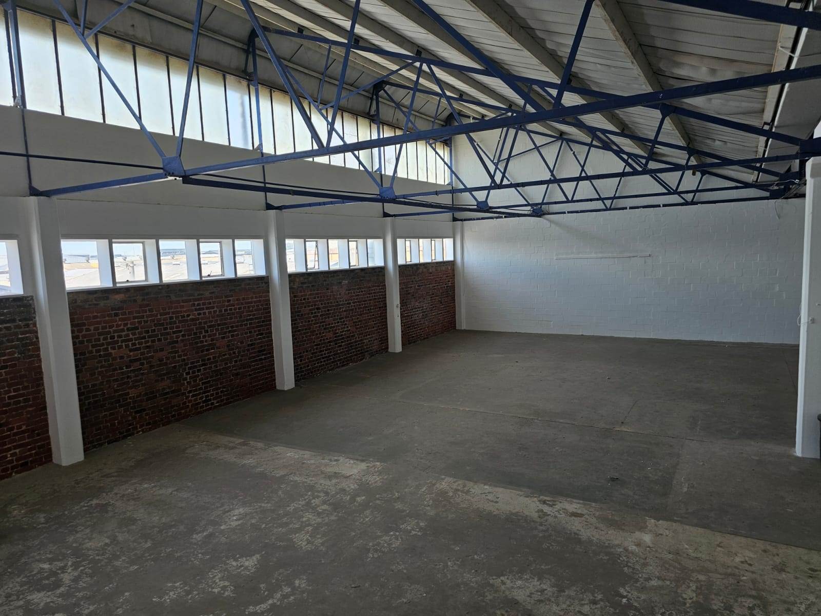 600  m² Industrial space in Paarden Eiland photo number 1