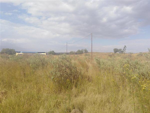 1.4 ha Land available in Middelburg Central