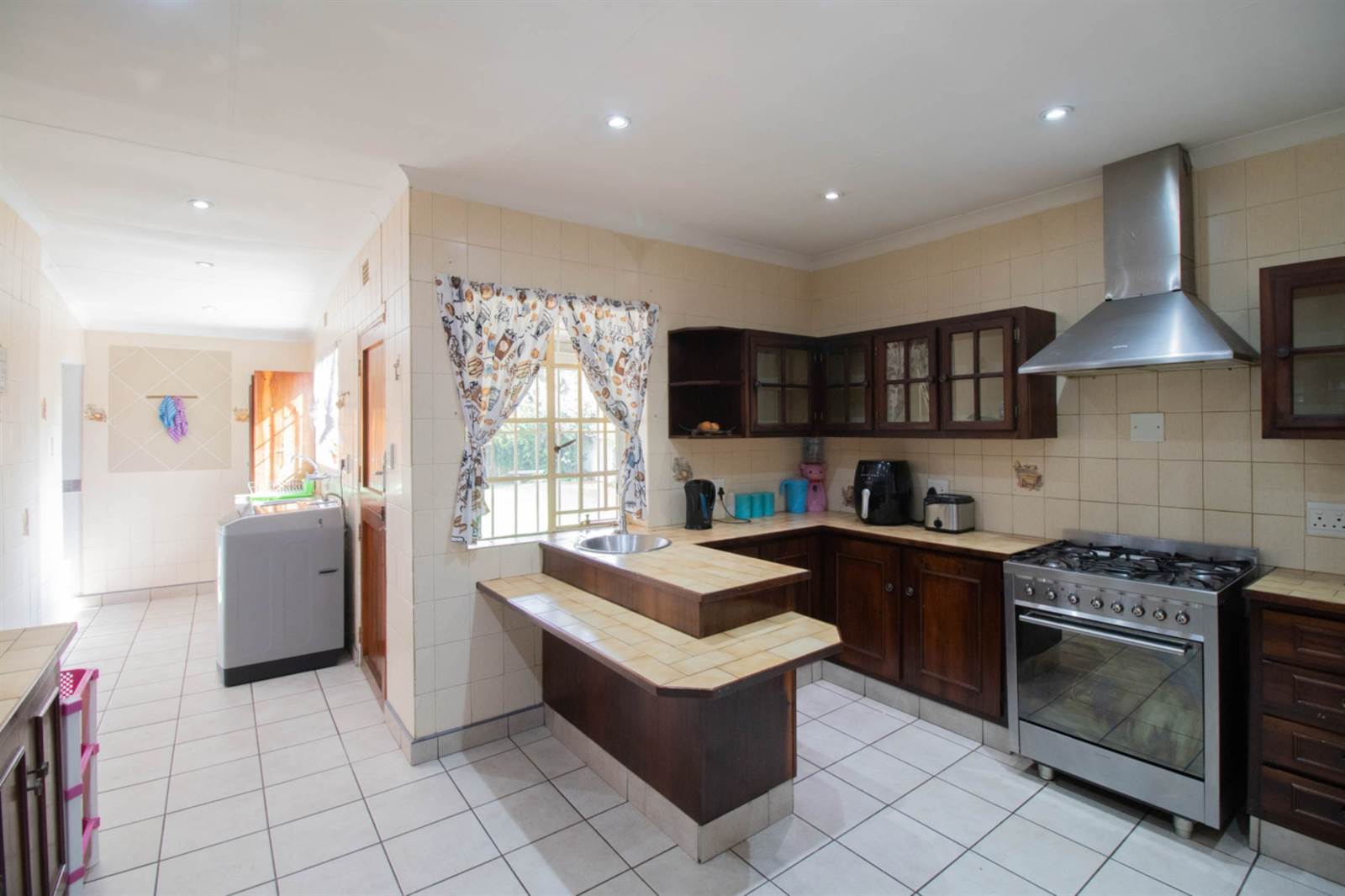 4 Bed House in Northmead photo number 28