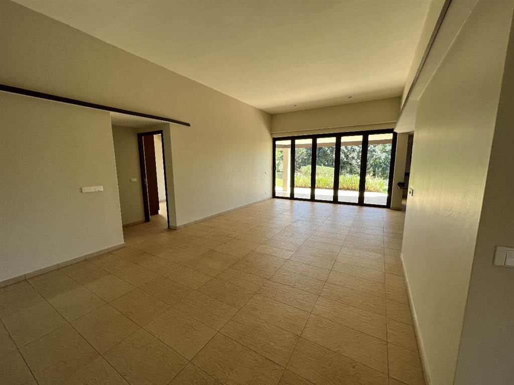 3 Bed House in Mtunzini photo number 9