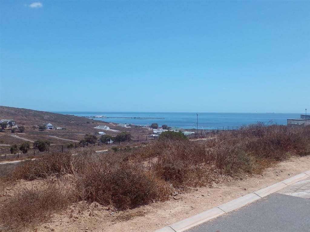 305 m² Land available in St Helena Bay photo number 10