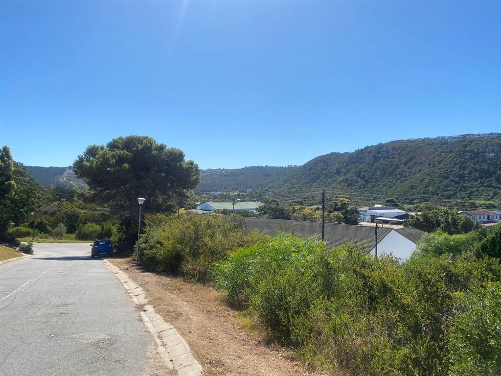1301 m² Land available in Upper Robberg photo number 9
