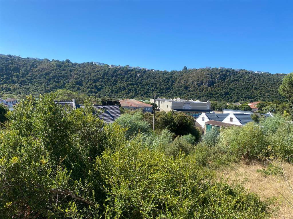 1301 m² Land available in Upper Robberg photo number 11