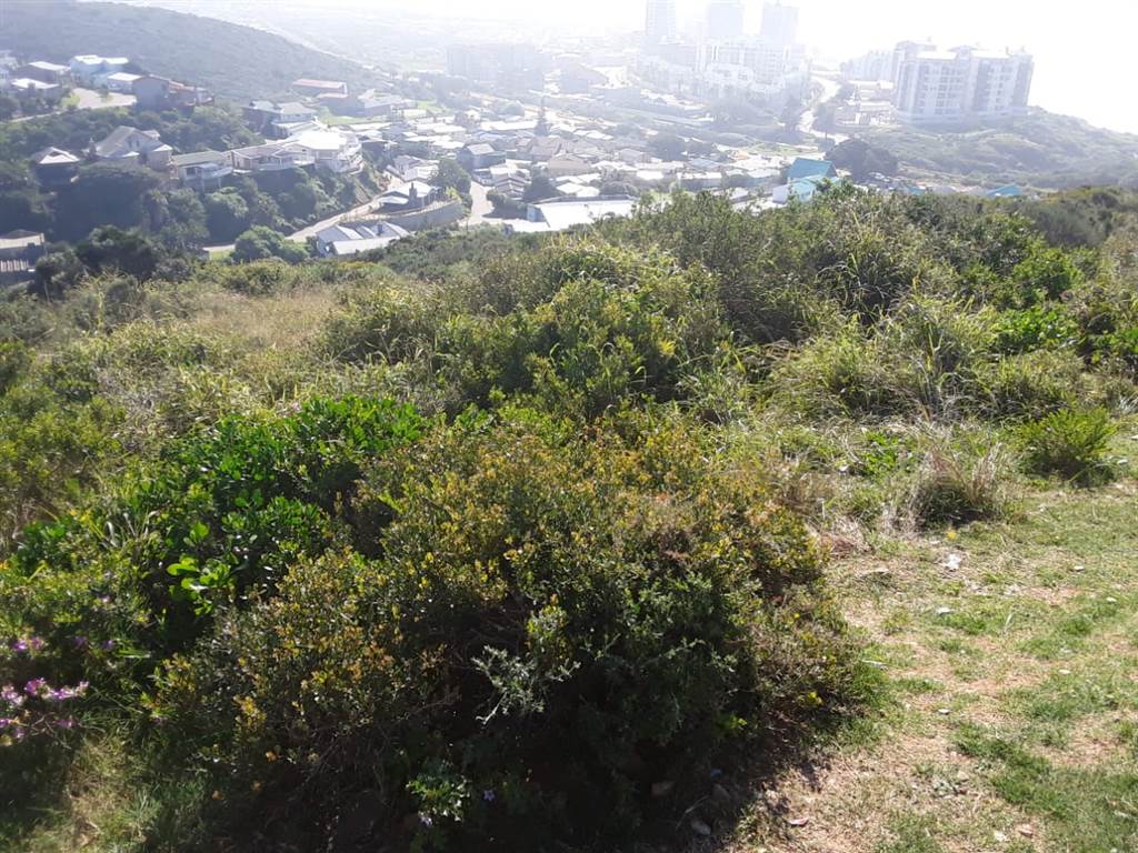 525 m² Land available in Mossel Bay Ext 26 photo number 7