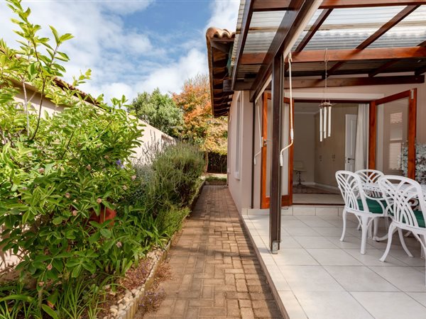 2 Bedroom House 2 Bedroom House