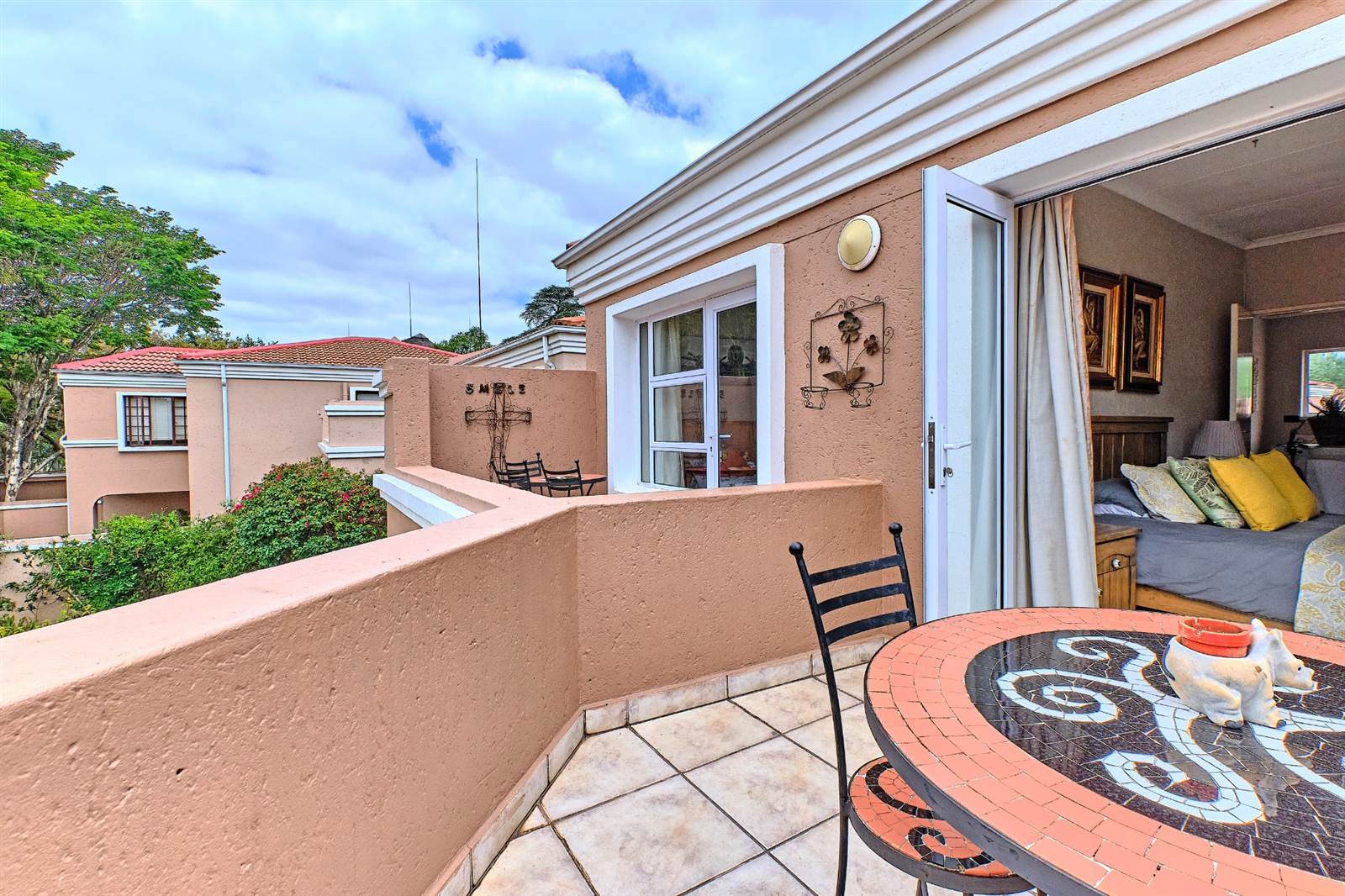 4 Bed Cluster in Lonehill photo number 11