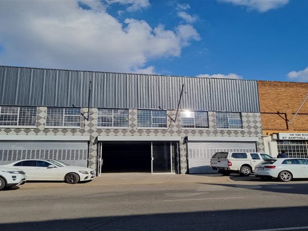 1 014  m² Commercial space