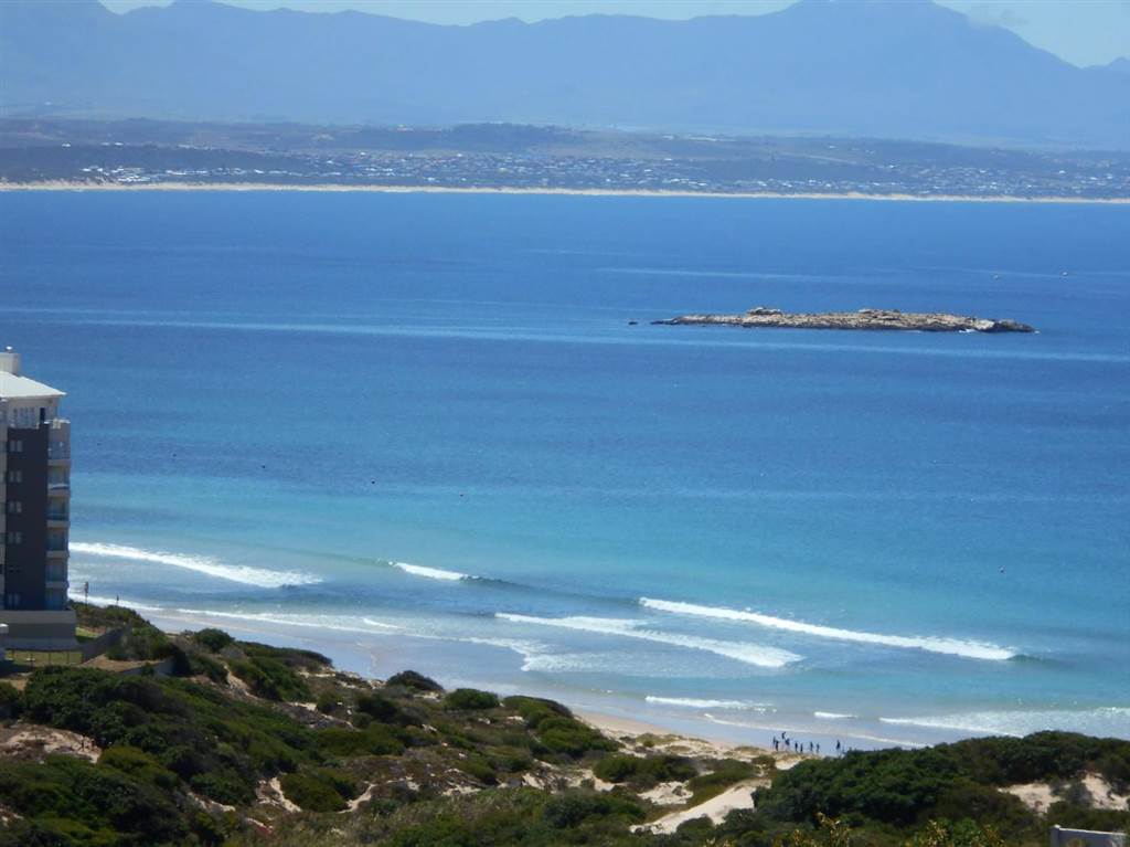 525 m² Land available in Mossel Bay photo number 3